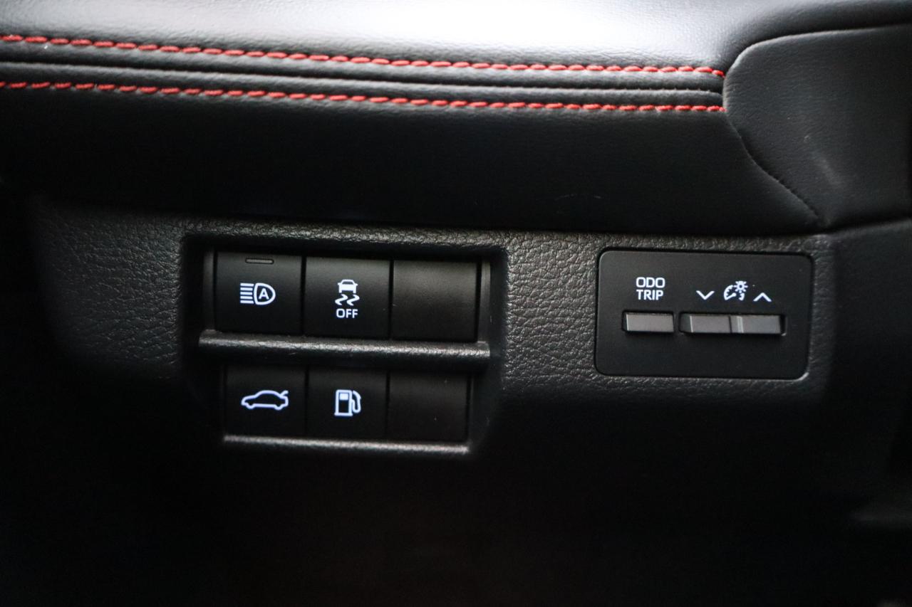 Toyota Avalon TRD 4D Sedan 2021