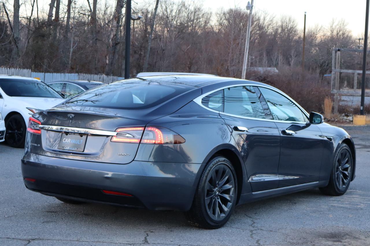 Tesla Model S  2018