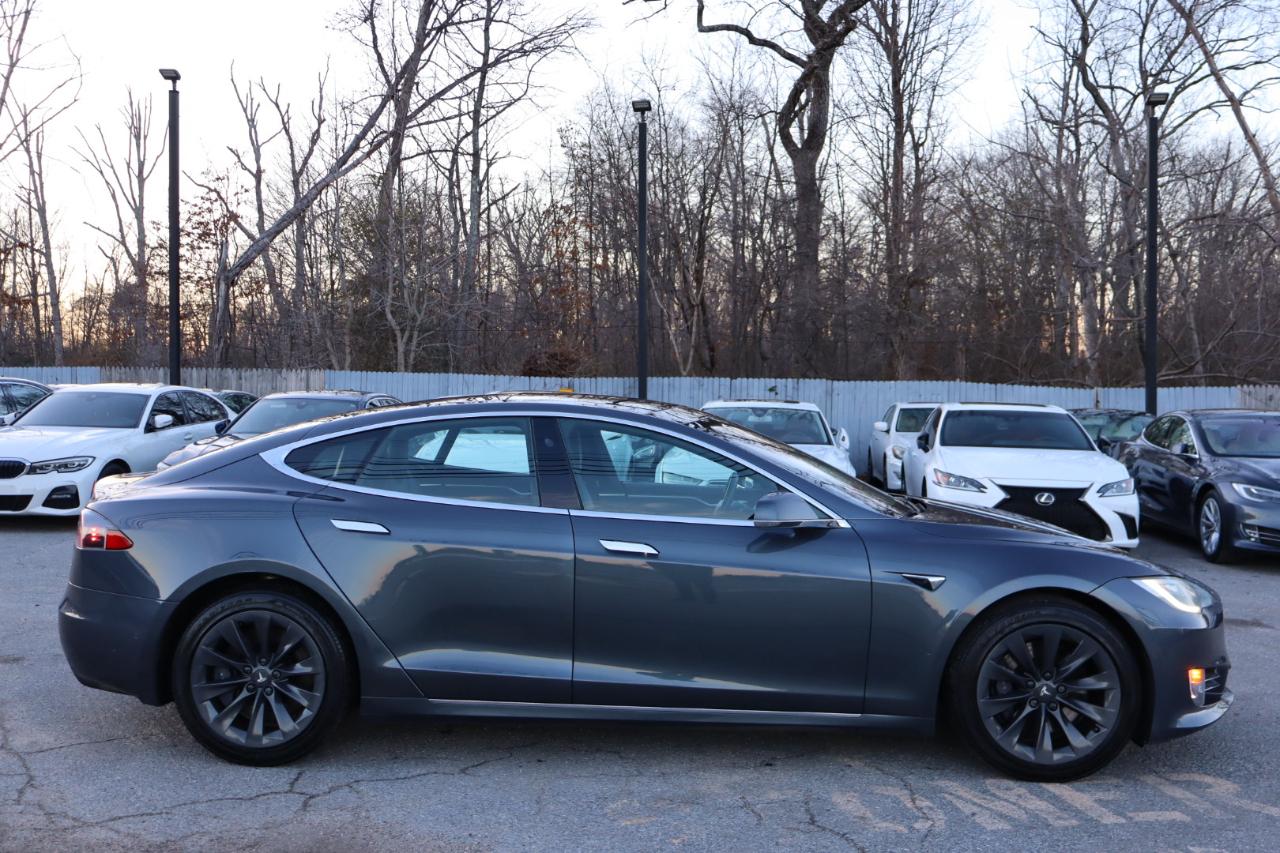 Tesla Model S  2018