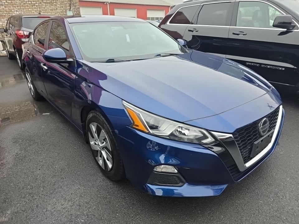Nissan Altima  2019