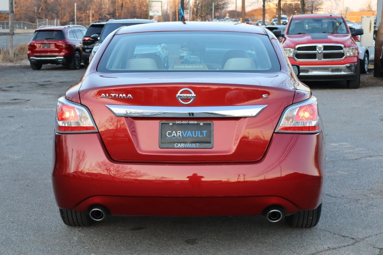 Nissan Altima  2015