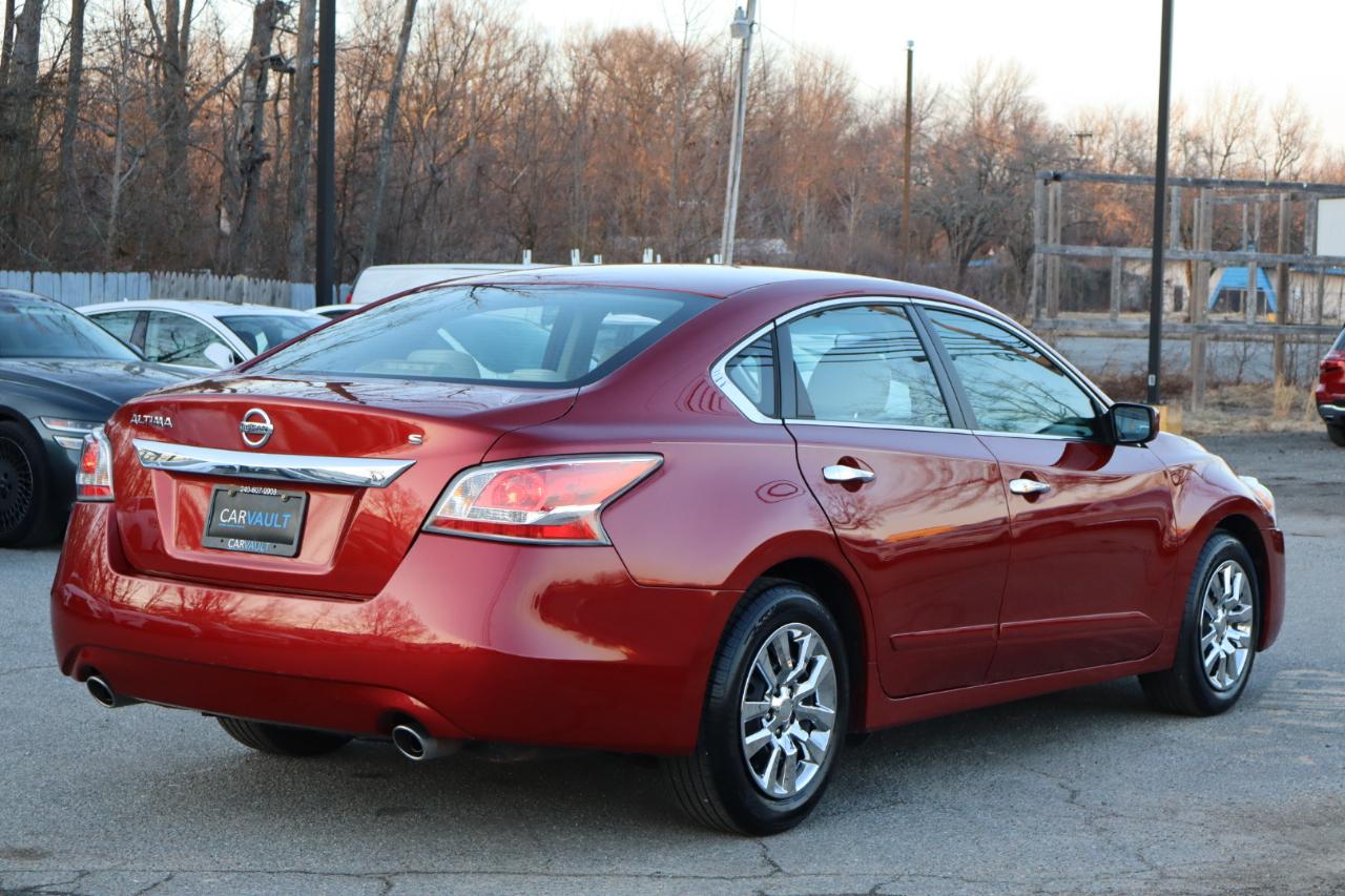 Nissan Altima  2015
