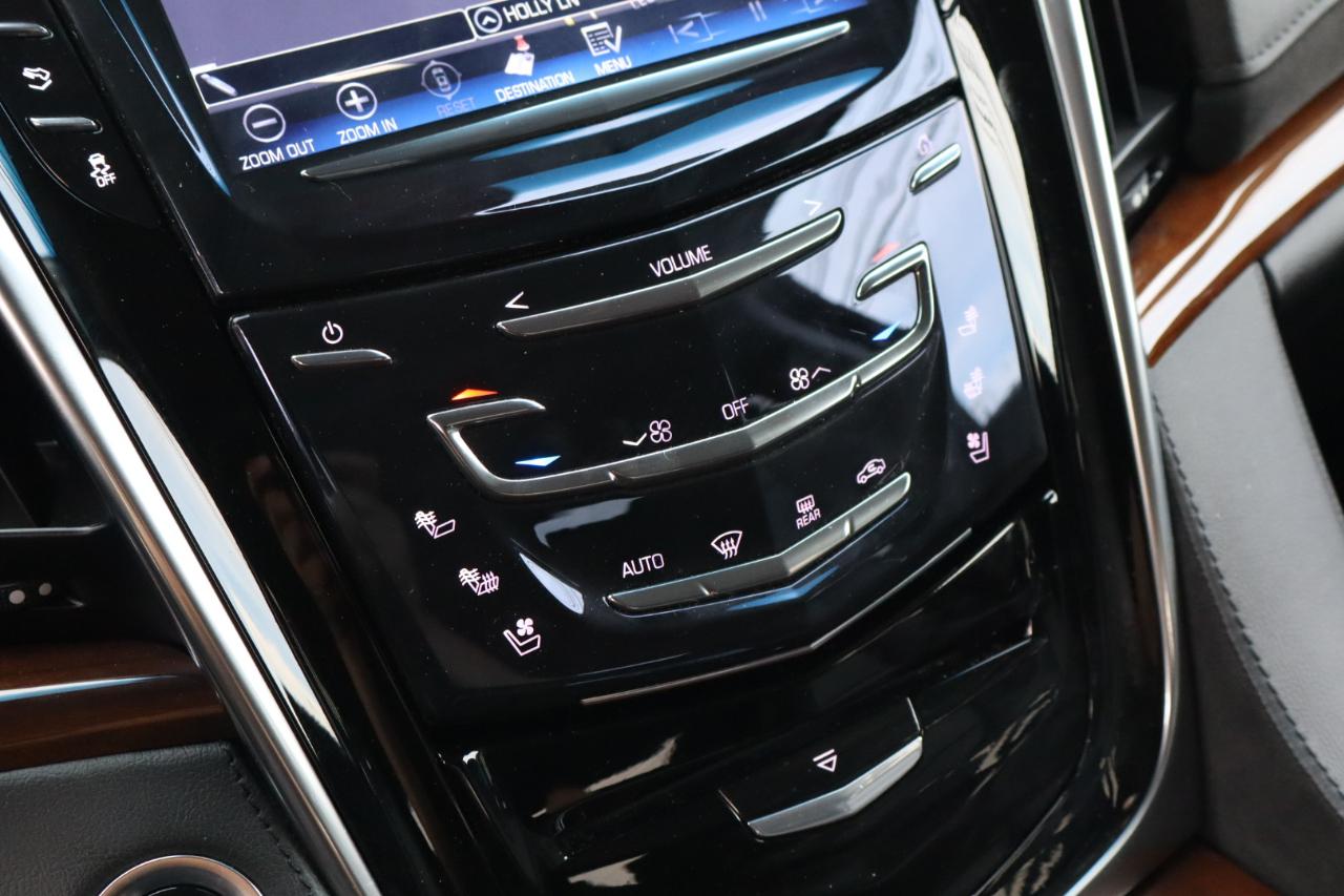 Cadillac Escalade 4WD 4dr Luxury 2019