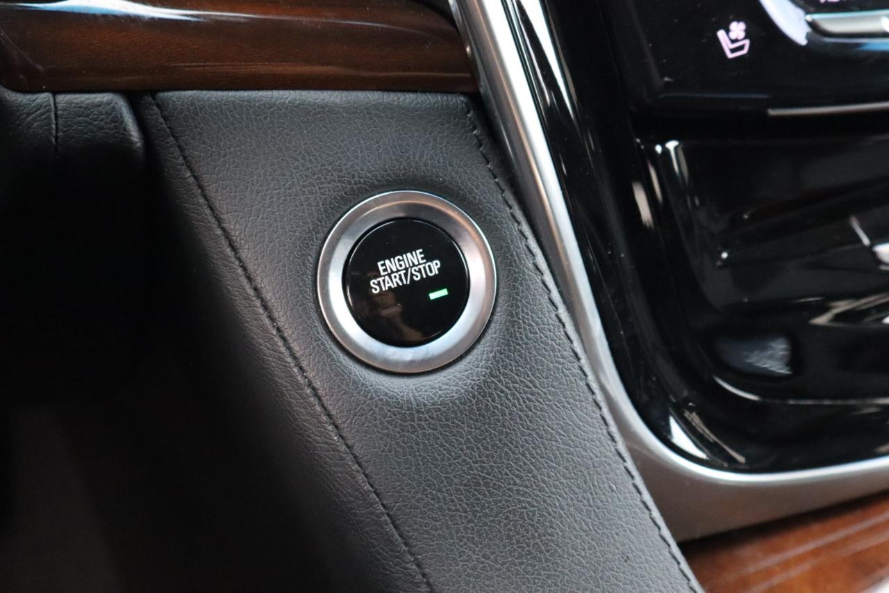 Cadillac Escalade 4WD 4dr Luxury 2019