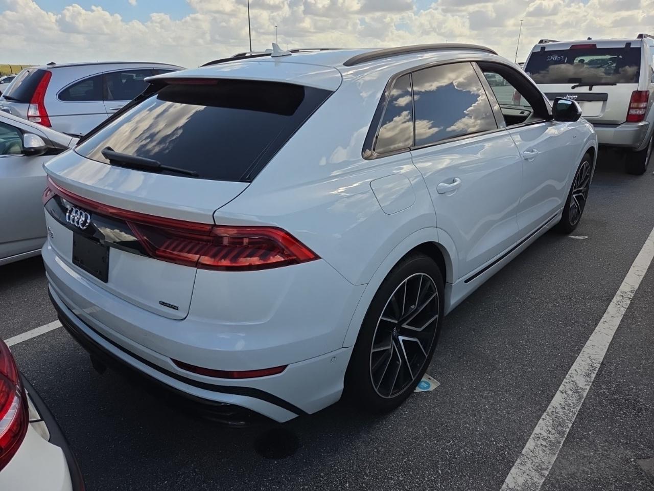 Audi Q8  2019