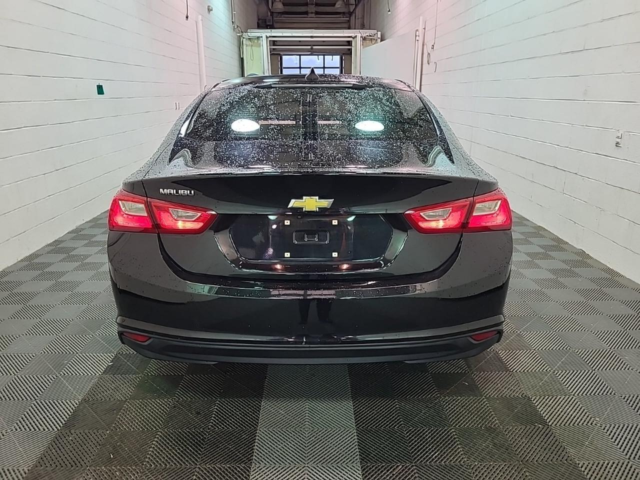 Chevrolet Malibu  2018
