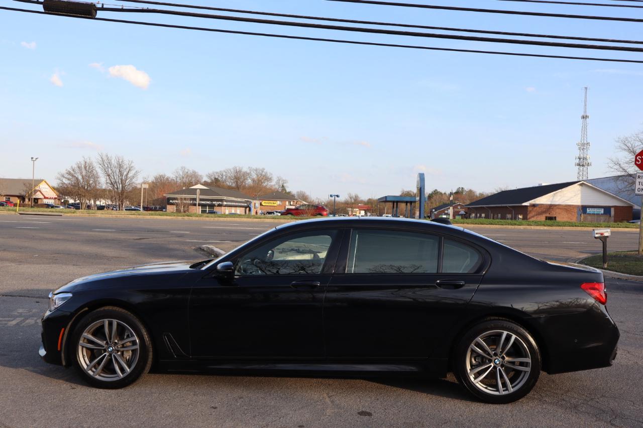 BMW 7-Series  2019