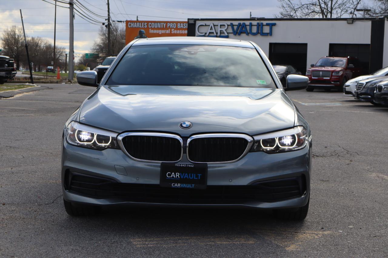 BMW 5-Series  2019