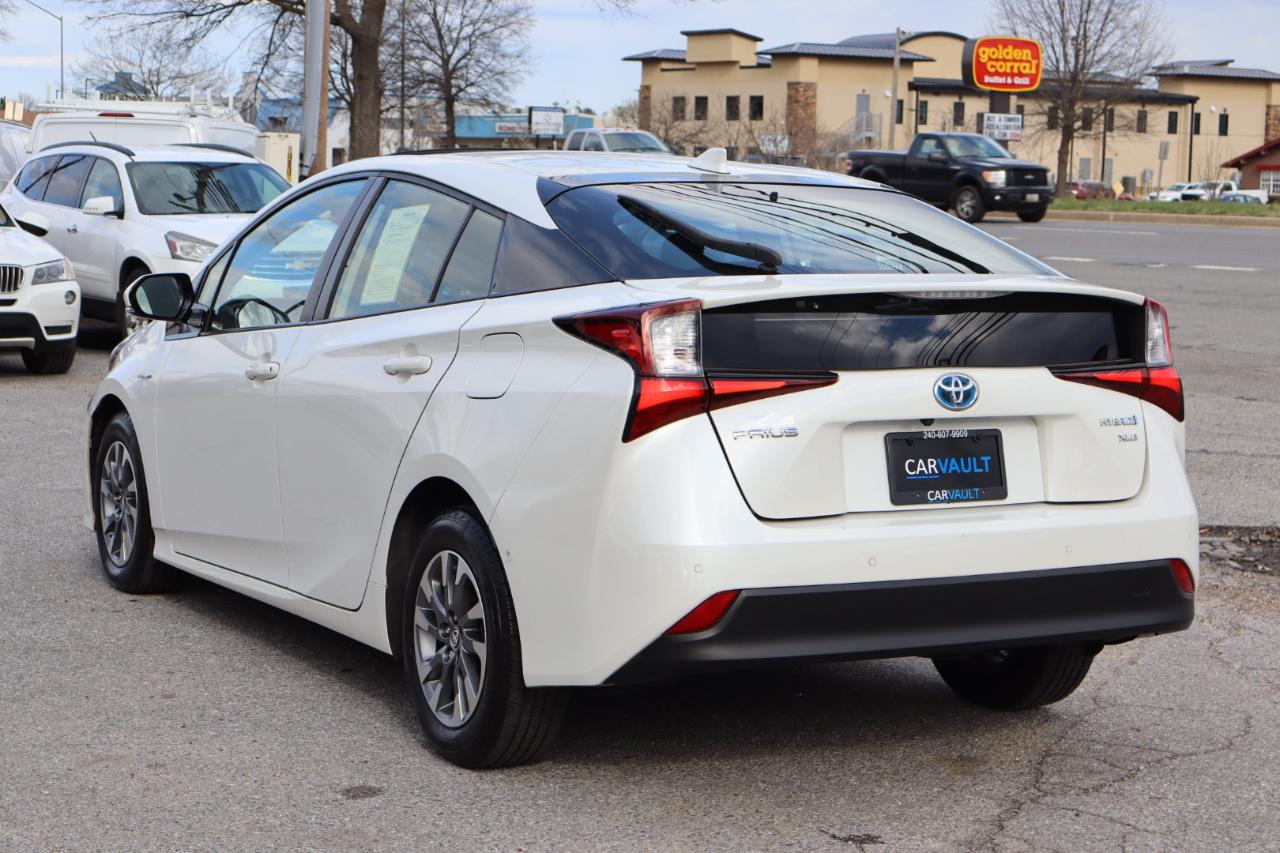 Toyota Prius  2019