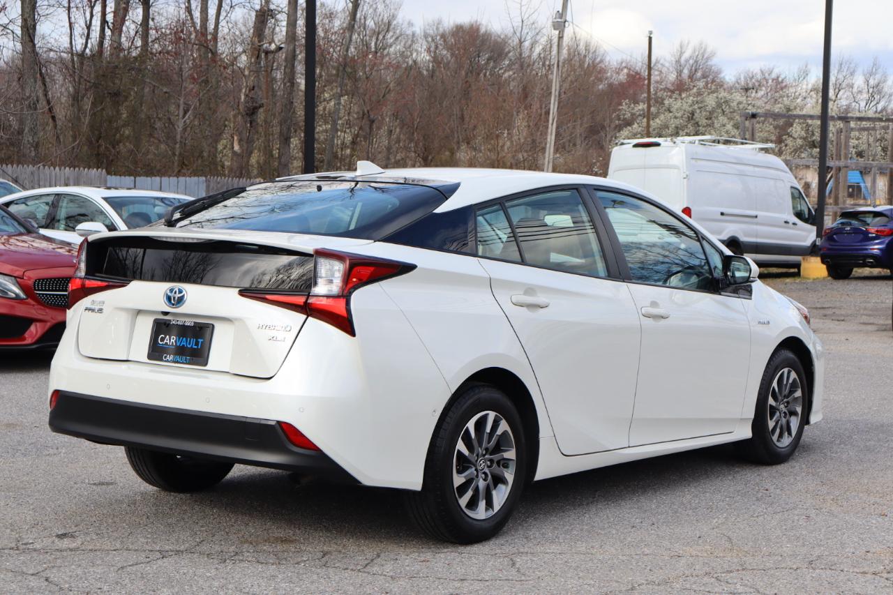 Toyota Prius  2019