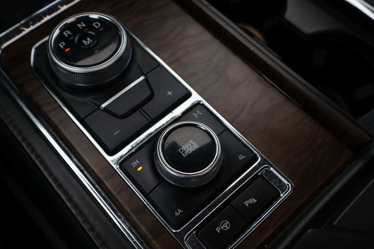 Ford Expedition Max Platinum 4D SUV 4WD 2020