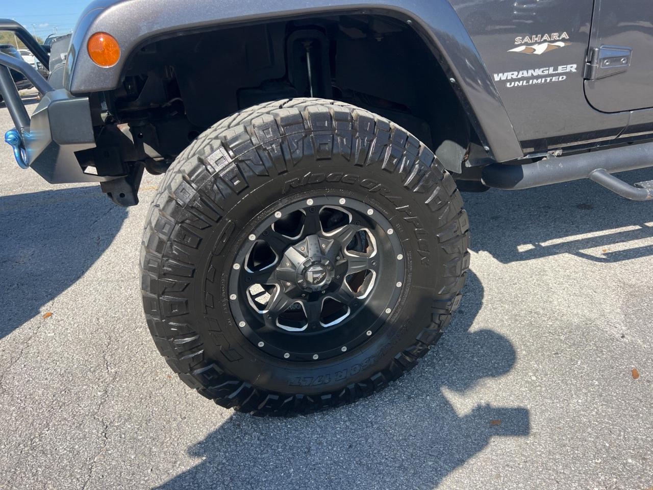 Jeep Wrangler Unlimited 4WD 4dr Sahara 2017