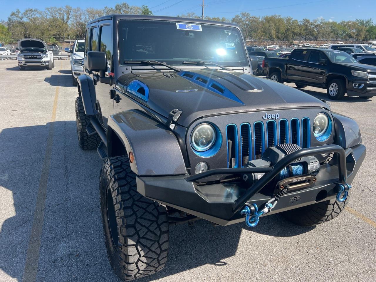 Jeep Wrangler Unlimited 4WD 4dr Sahara 2017