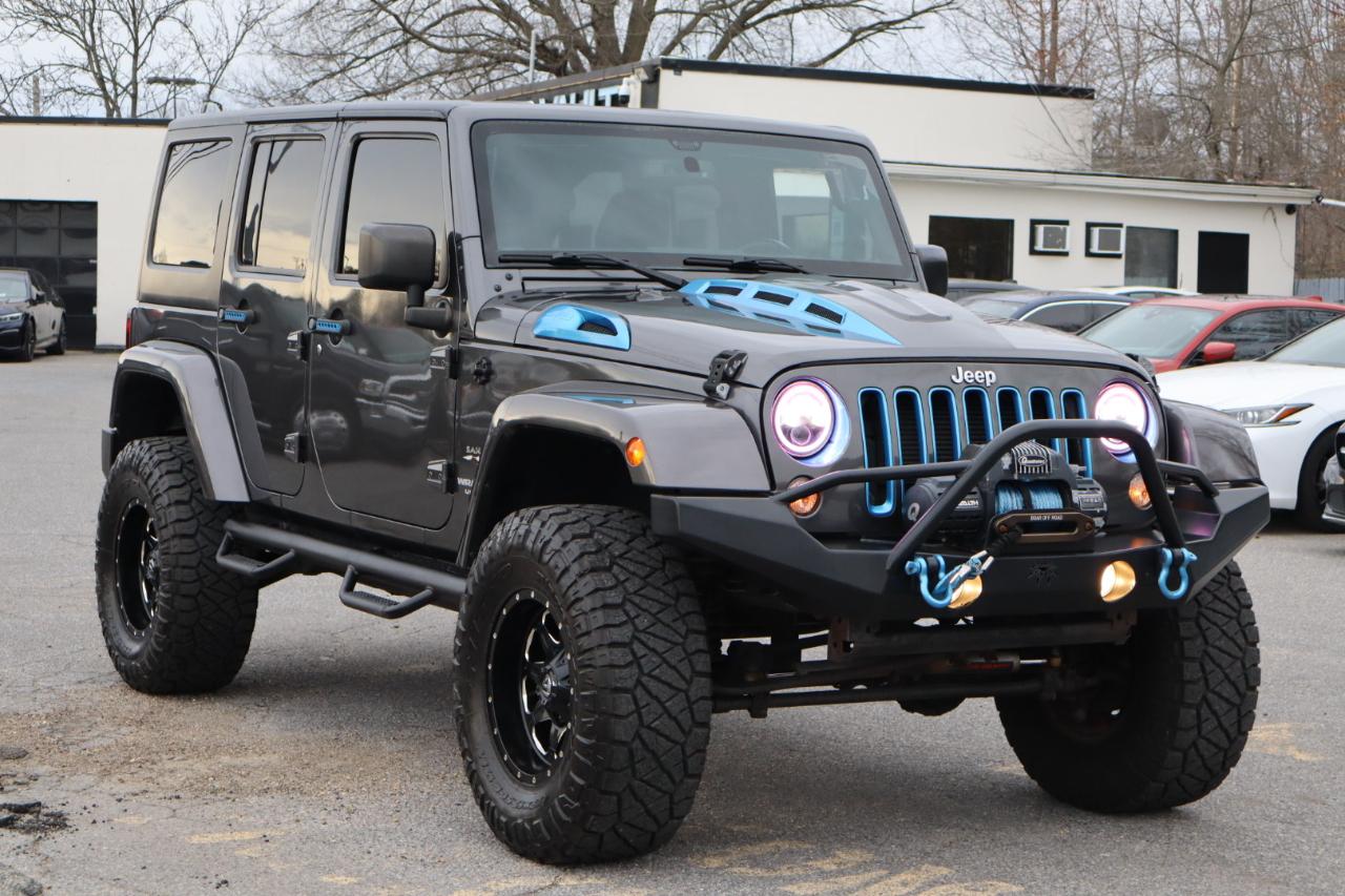 Jeep Wrangler Unlimited 4WD 4dr Sahara 2017