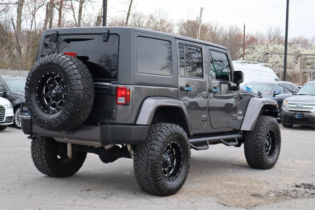 Jeep Wrangler Unlimited 4WD 4dr Sahara 2017