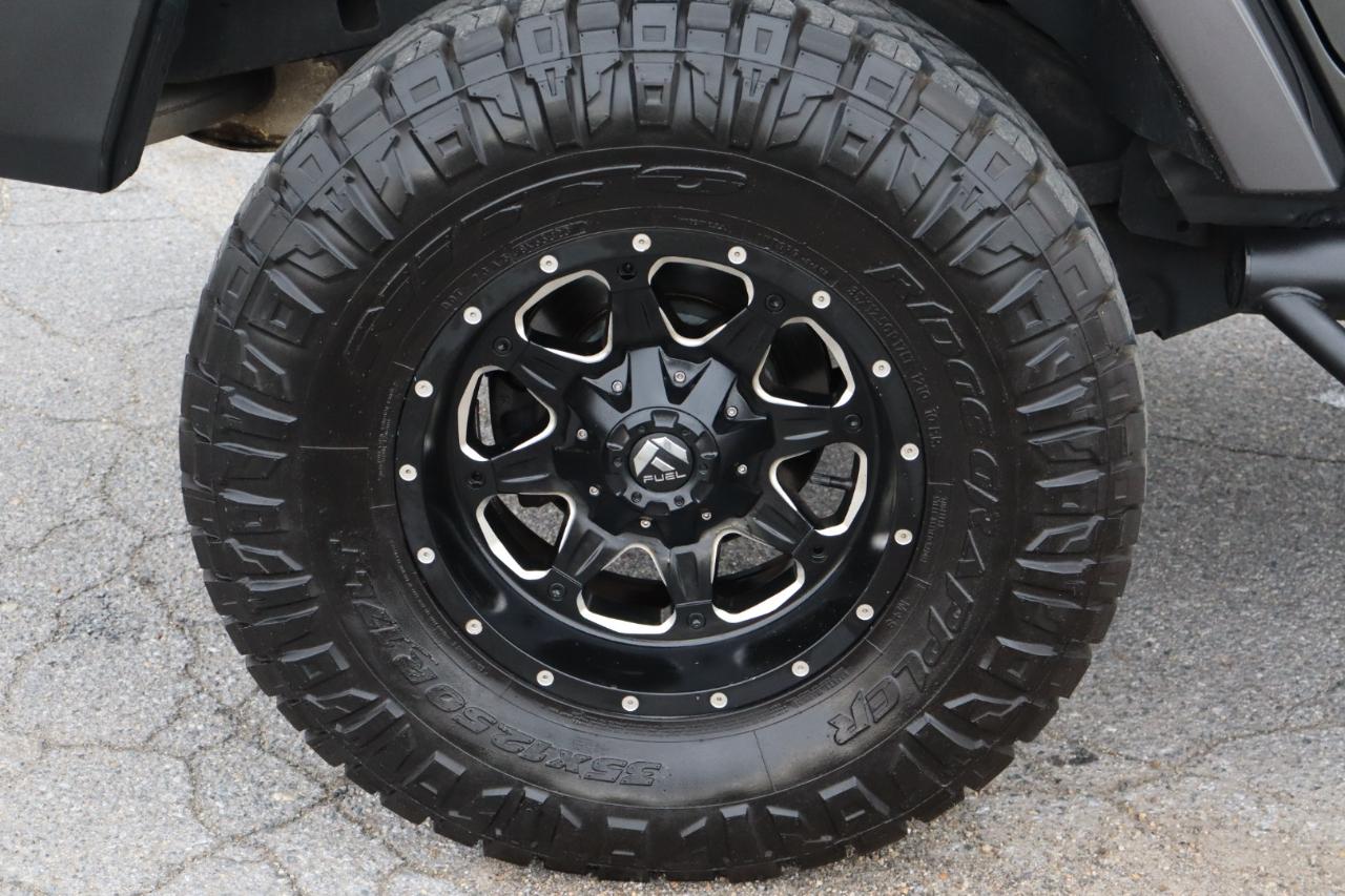 Jeep Wrangler Unlimited 4WD 4dr Sahara 2017