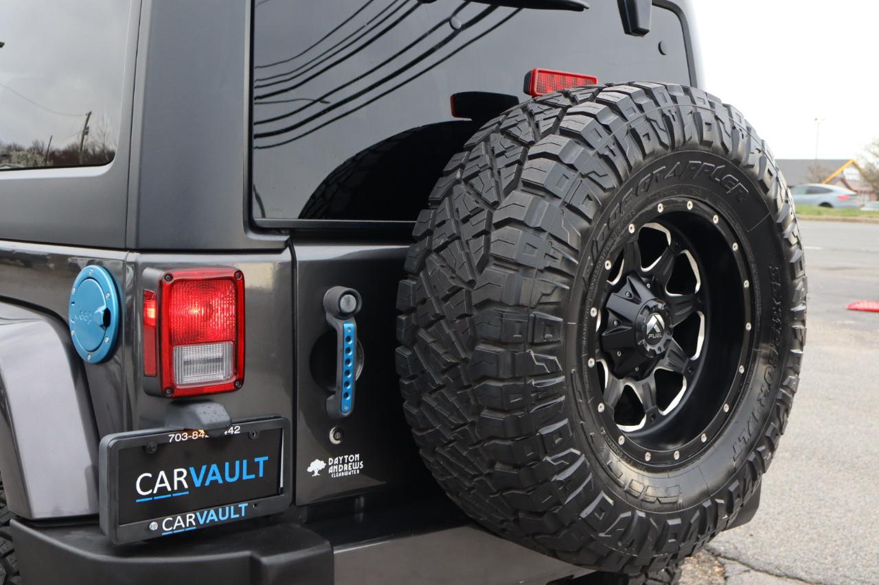 Jeep Wrangler Unlimited 4WD 4dr Sahara 2017