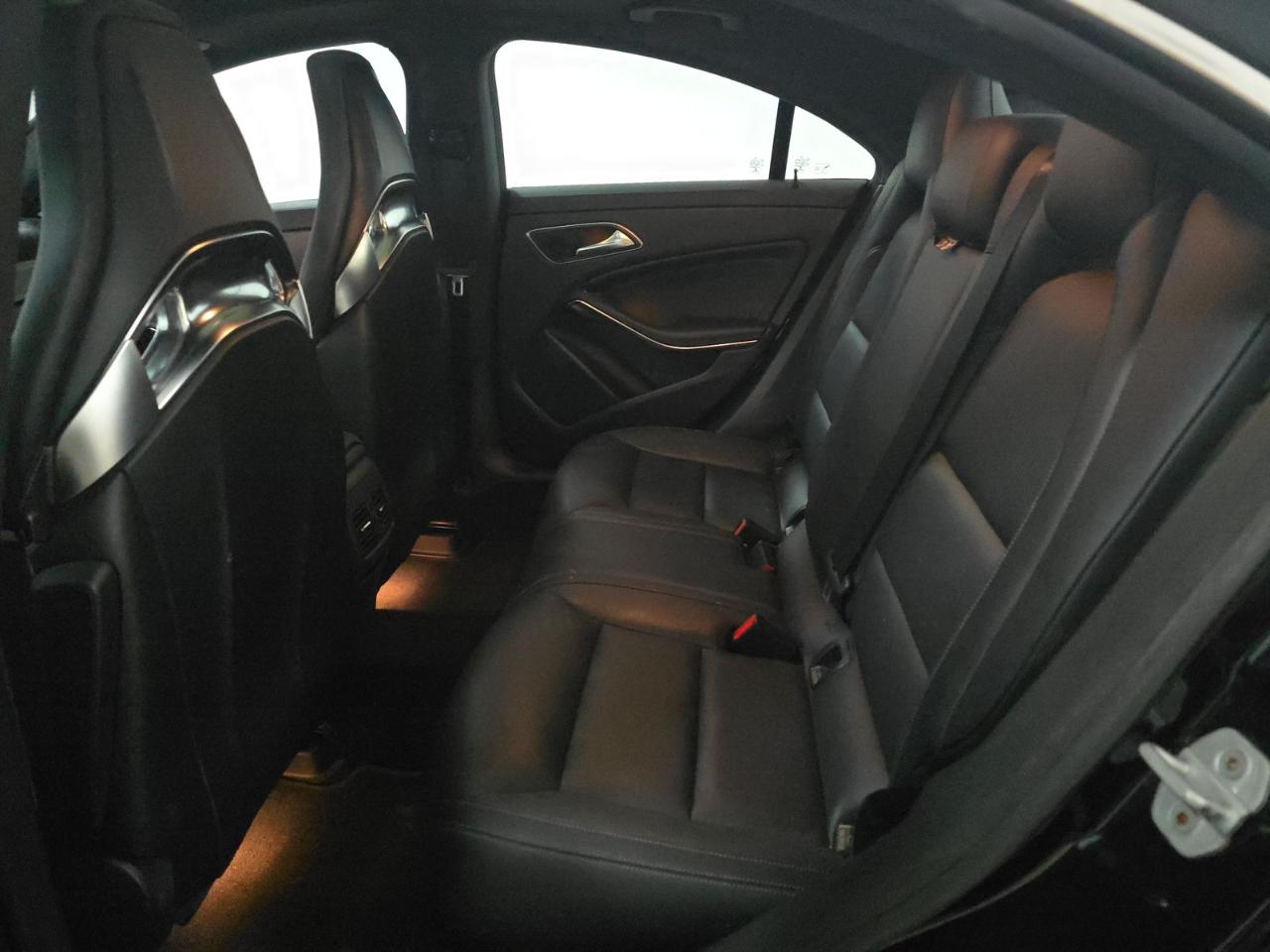 Mercedes-Benz CLA-Class 4dr Sdn CLA 45 AMG 4MATIC 2014