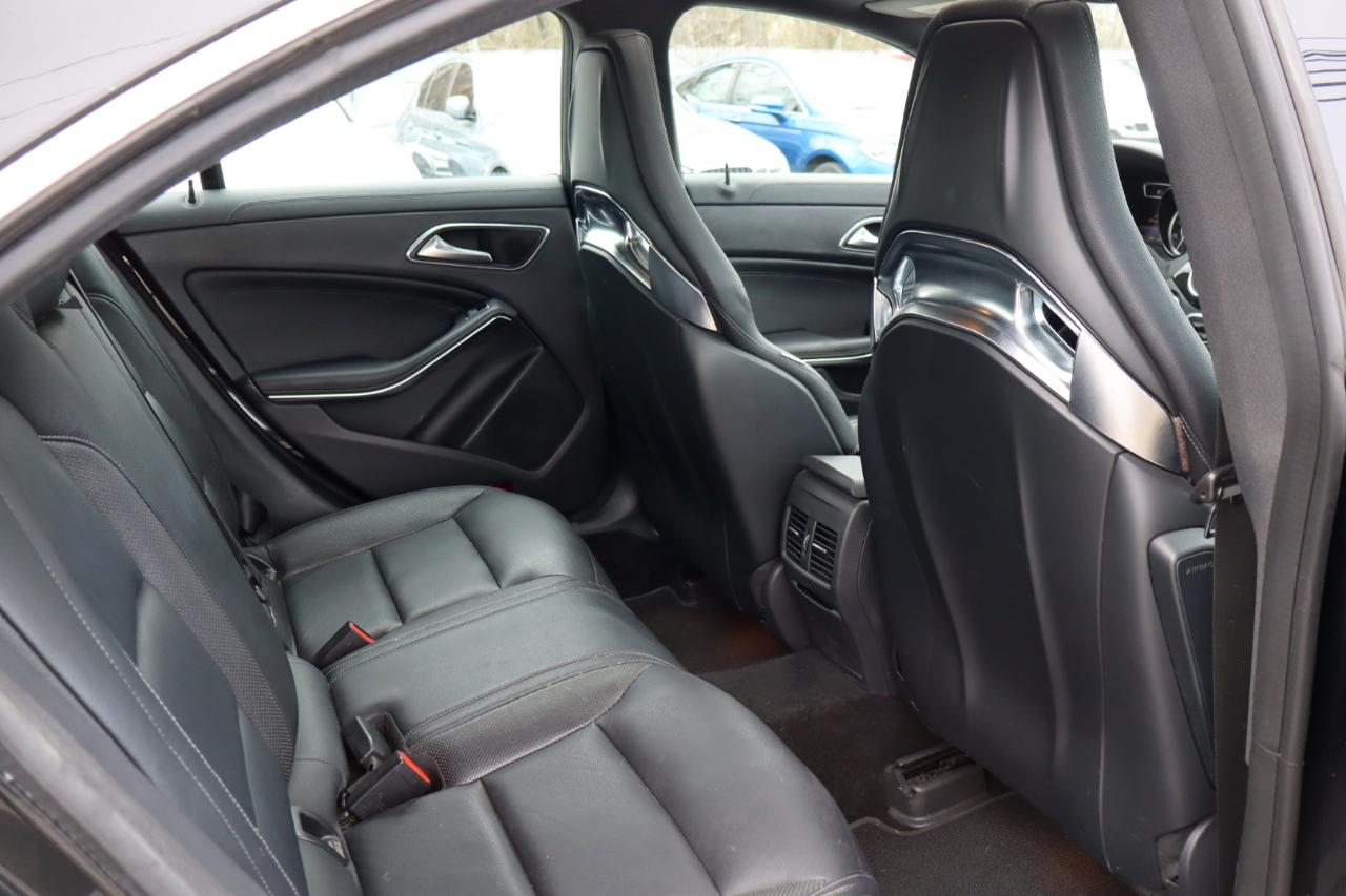 Mercedes-Benz CLA-Class 4dr Sdn CLA 45 AMG 4MATIC 2014