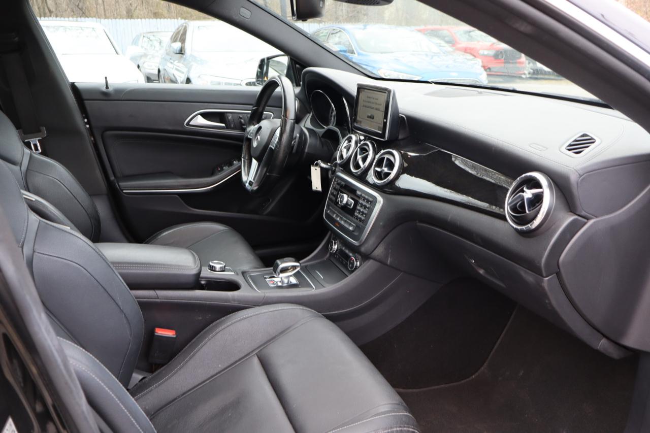Mercedes-Benz CLA-Class 4dr Sdn CLA 45 AMG 4MATIC 2014