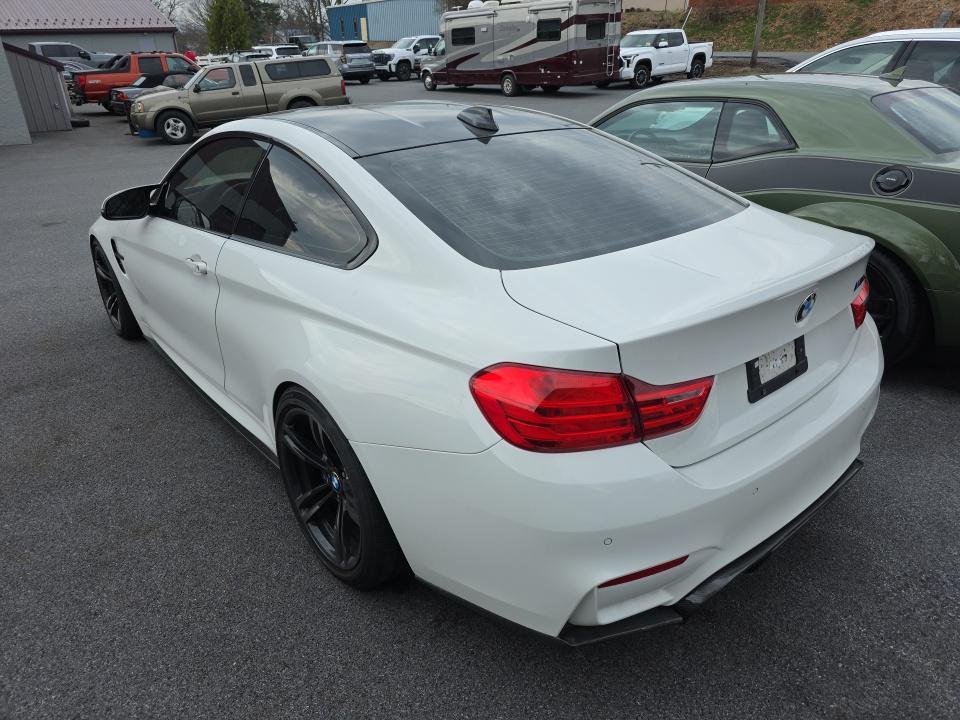 BMW M4 2D Coupe 2015