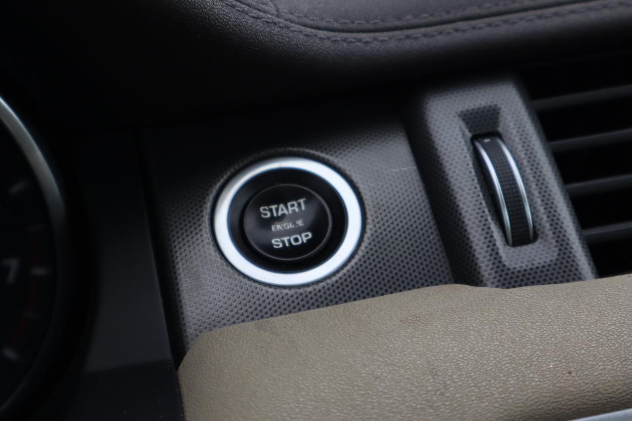 Land Rover Range Rover Evoque SE AWD 2018