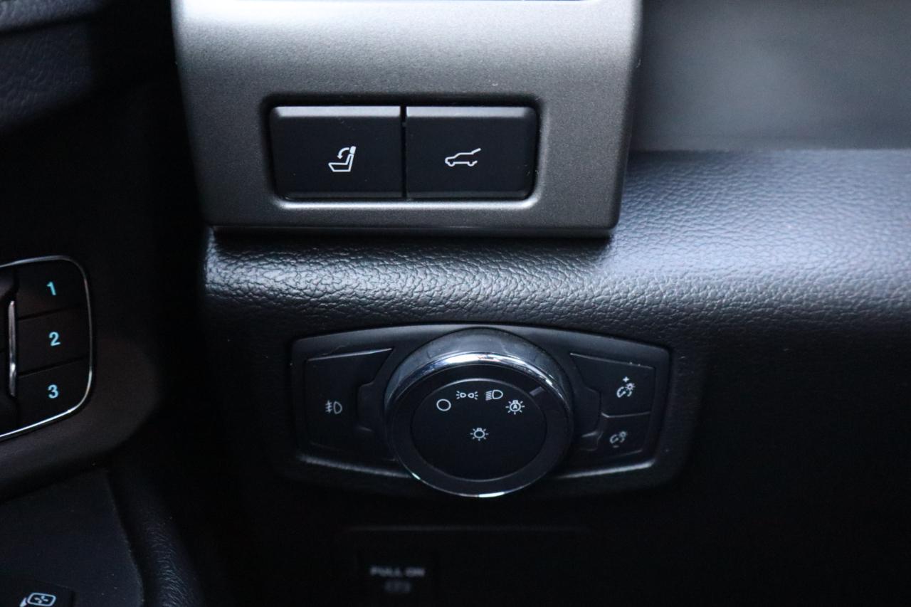 Ford Expedition XLT 4WD 2020