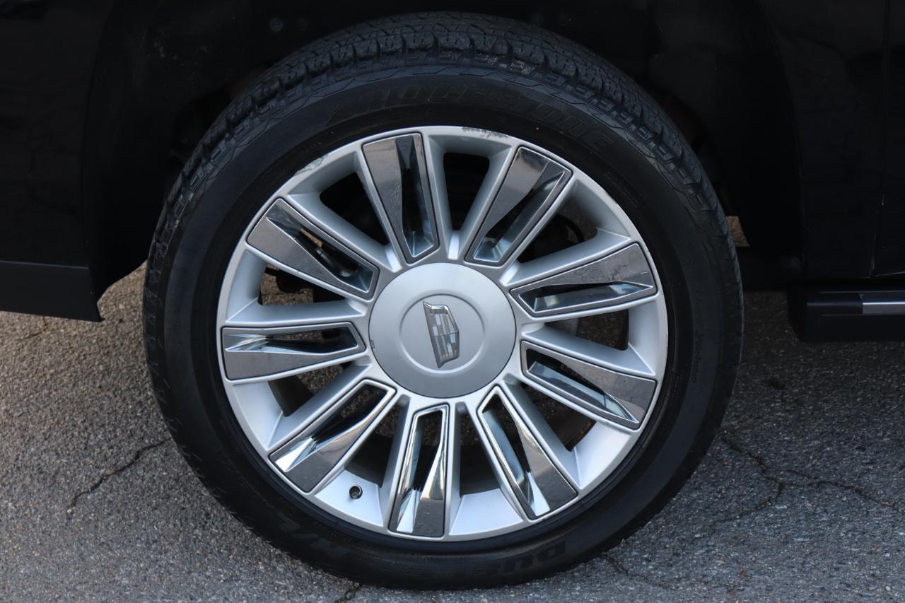 Cadillac Escalade ESV 4WD 4dr Platinum 2018