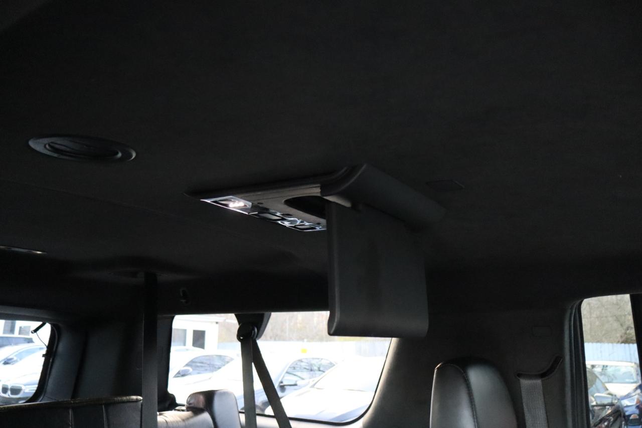 Cadillac Escalade ESV 4WD 4dr Platinum 2018