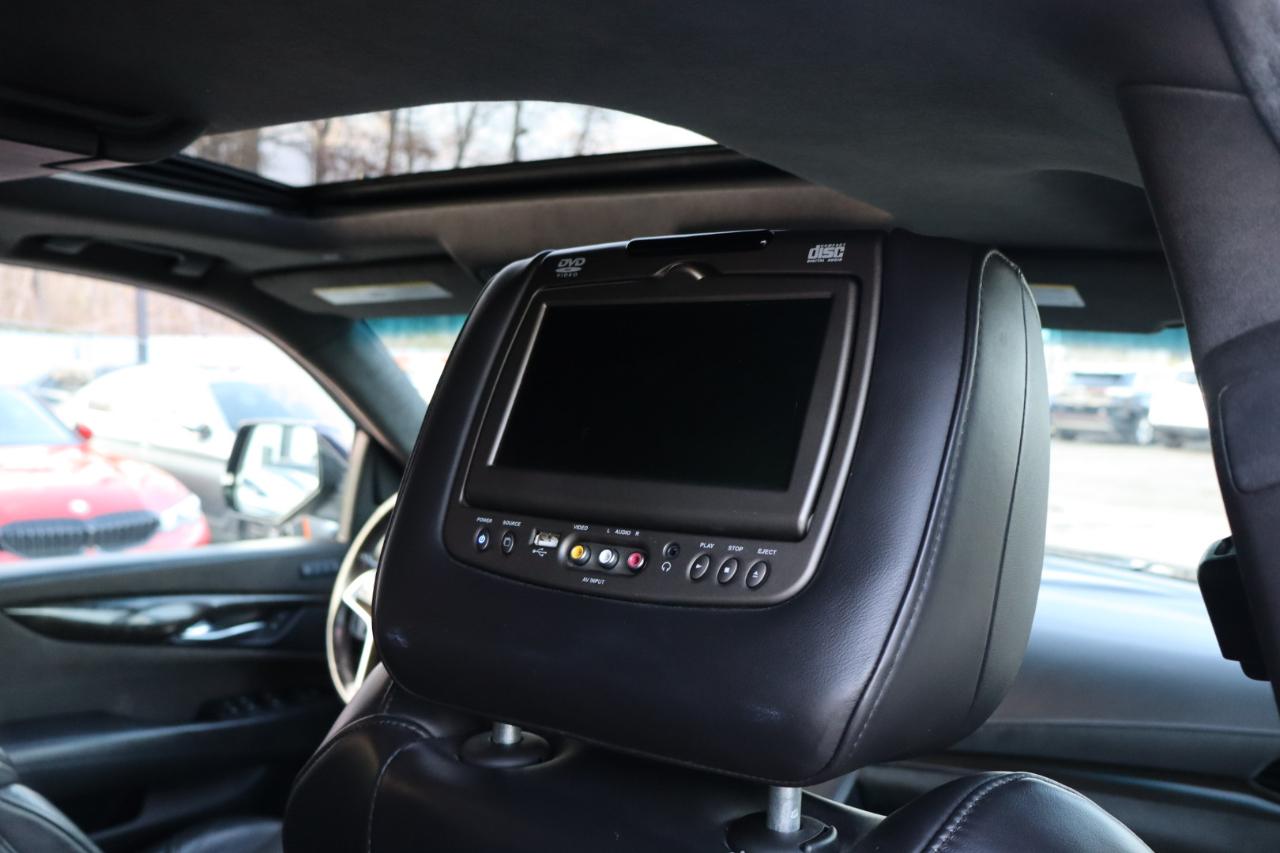 Cadillac Escalade ESV 4WD 4dr Platinum 2018