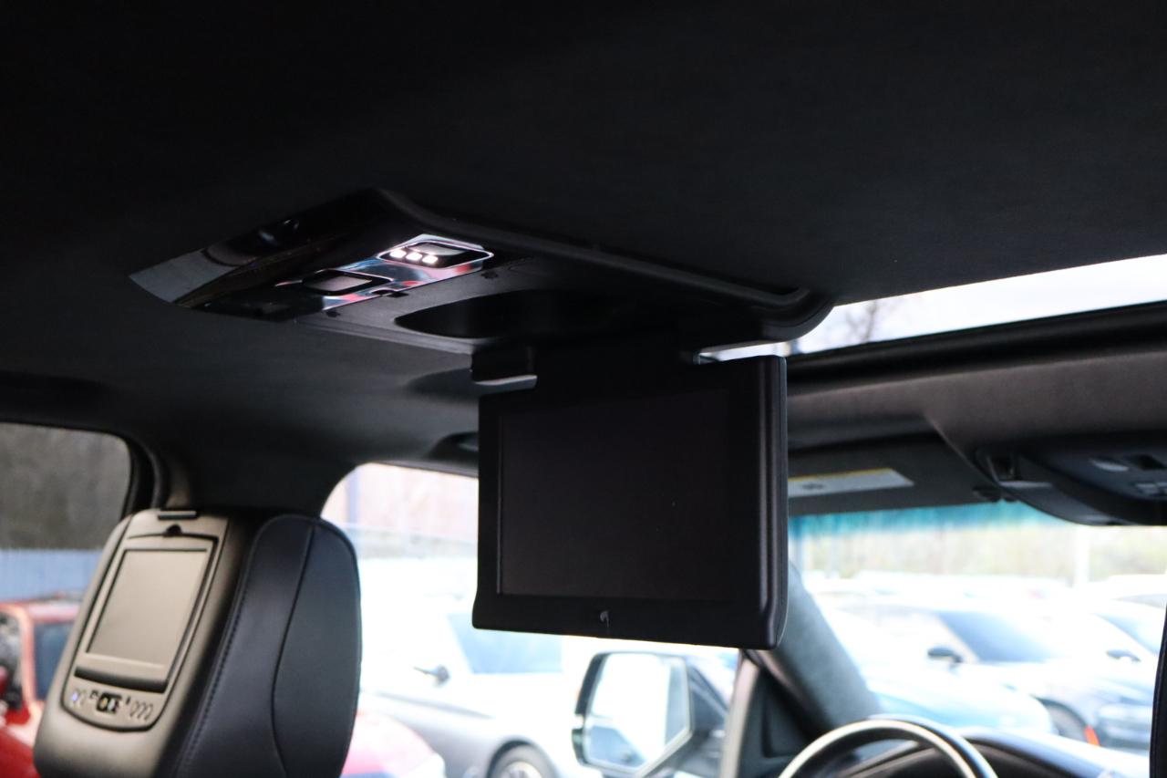 Cadillac Escalade ESV 4WD 4dr Platinum 2018