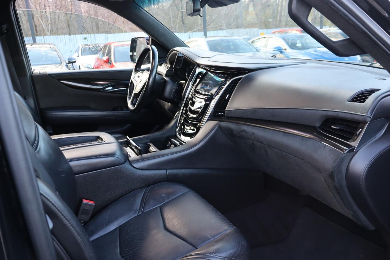 Cadillac Escalade ESV 4WD 4dr Platinum 2018