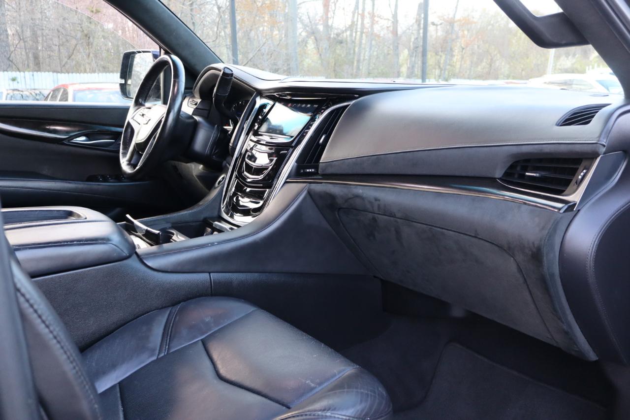 Cadillac Escalade ESV 4WD 4dr Platinum 2018