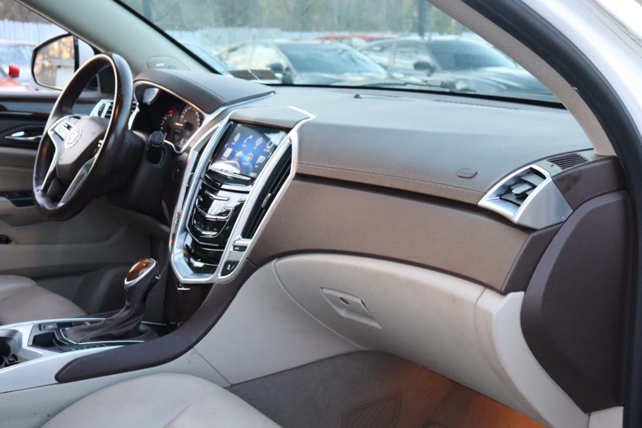 Cadillac SRX  2016