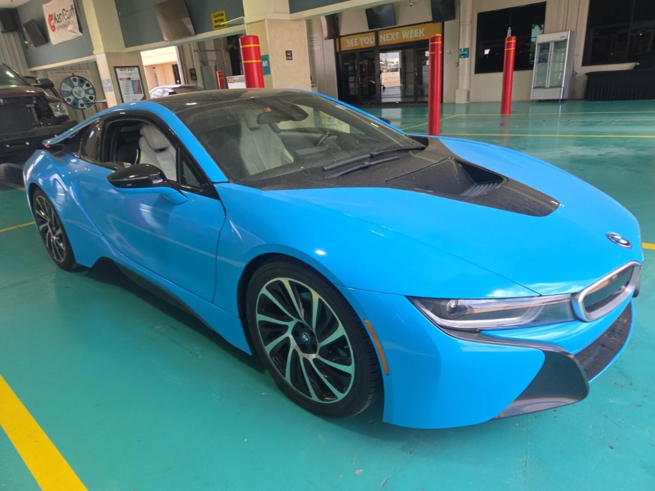 BMW i8 2D Coupe 2015