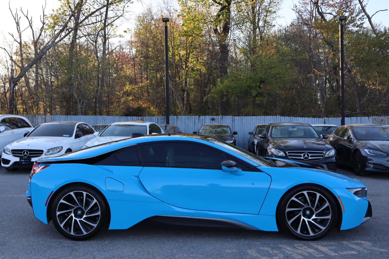 BMW i8 2D Coupe 2015