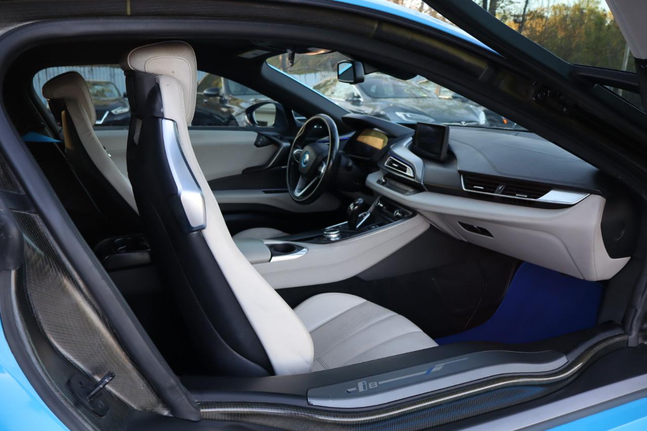 BMW i8 2D Coupe 2015