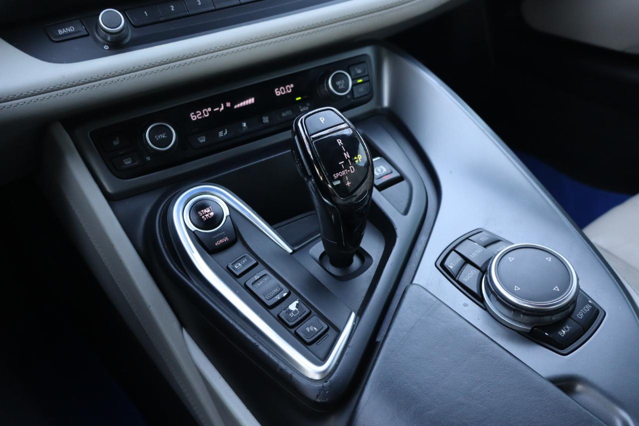 BMW i8 2D Coupe 2015