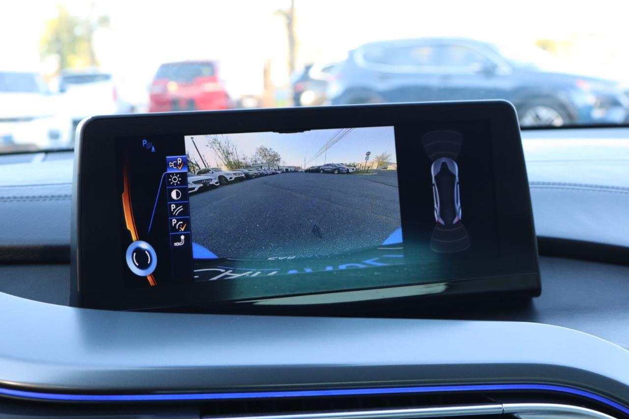 BMW i8 2D Coupe 2015