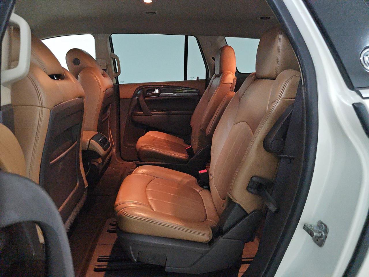 Buick Enclave FWD 4dr Premium 2014