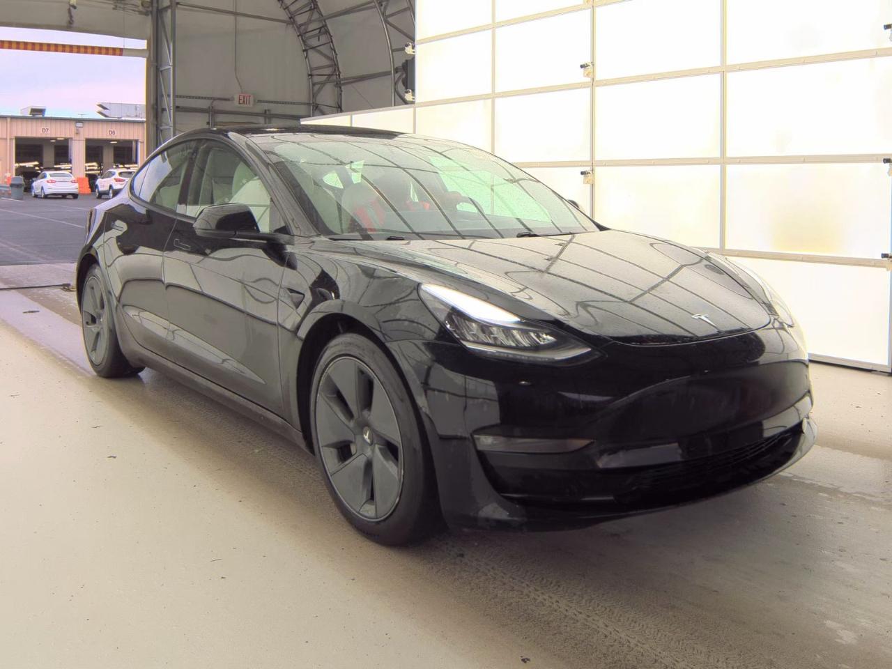 Tesla Model 3 Long Range 4D Sedan AWD 2021