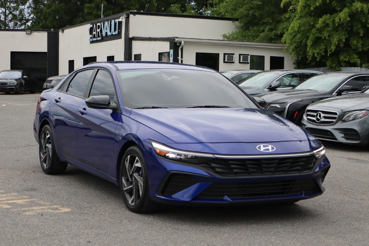 Hyundai Elantra  2025