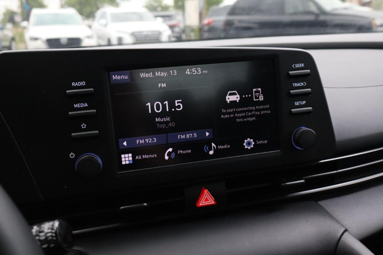 Hyundai Elantra  2025