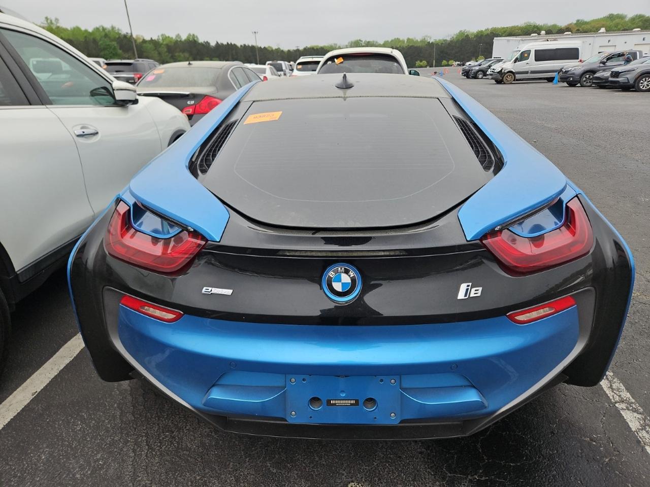 BMW i8 2D Coupe 2016