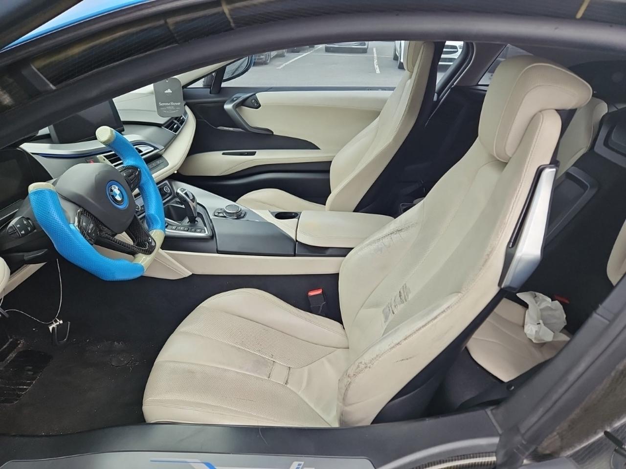 BMW i8 2D Coupe 2016