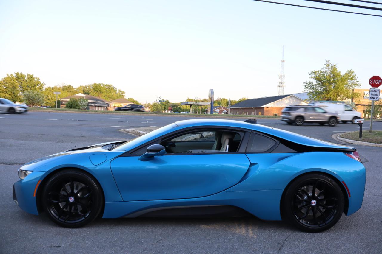 BMW i8 2D Coupe 2016