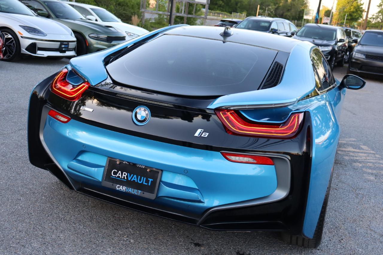BMW i8 2D Coupe 2016