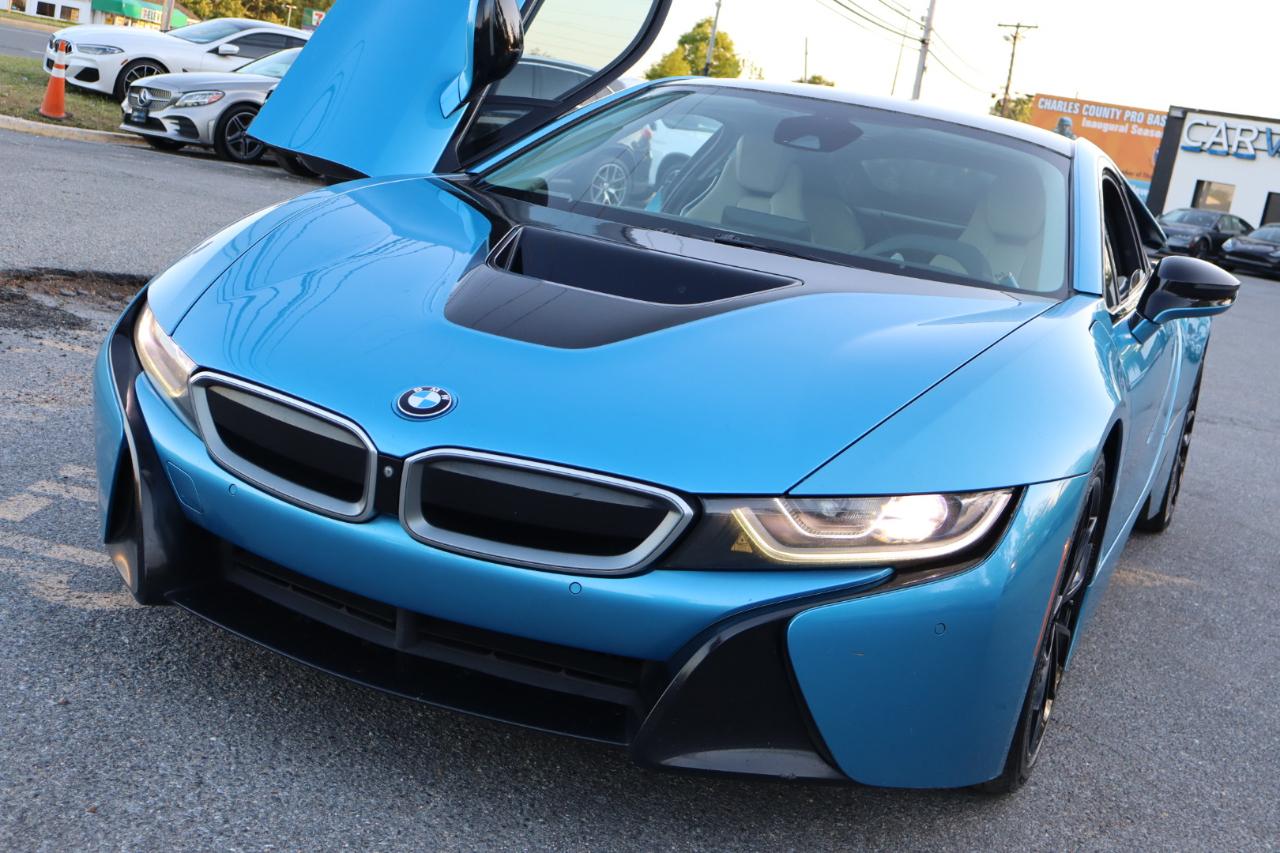 BMW i8 2D Coupe 2016