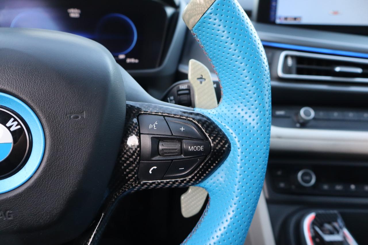 BMW i8 2D Coupe 2016