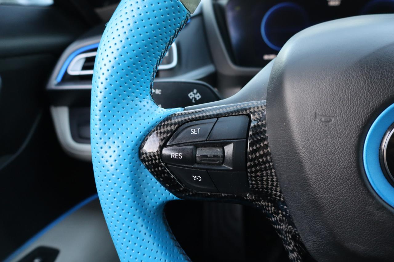 BMW i8 2D Coupe 2016